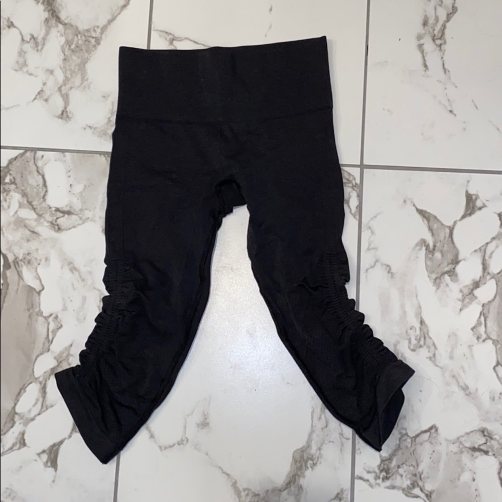 Dark Gray Lulu Lemon Running Leggings
